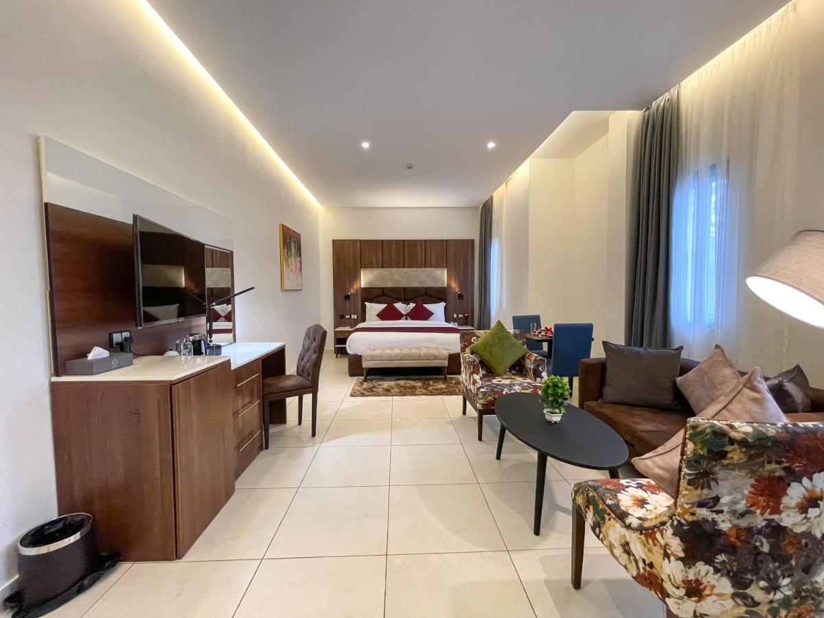 Omedel Luxury Otel Enugu Dış mekan fotoğraf