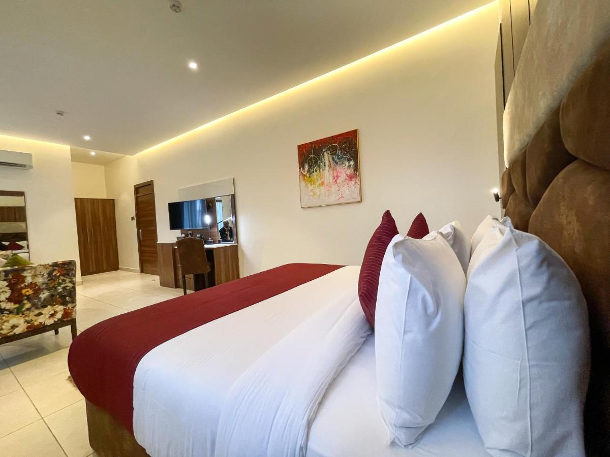 Omedel Luxury Otel Enugu Dış mekan fotoğraf