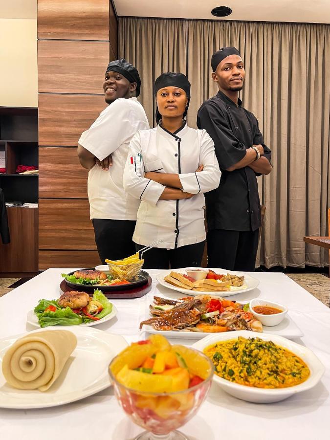 Omedel Luxury Otel Enugu Dış mekan fotoğraf