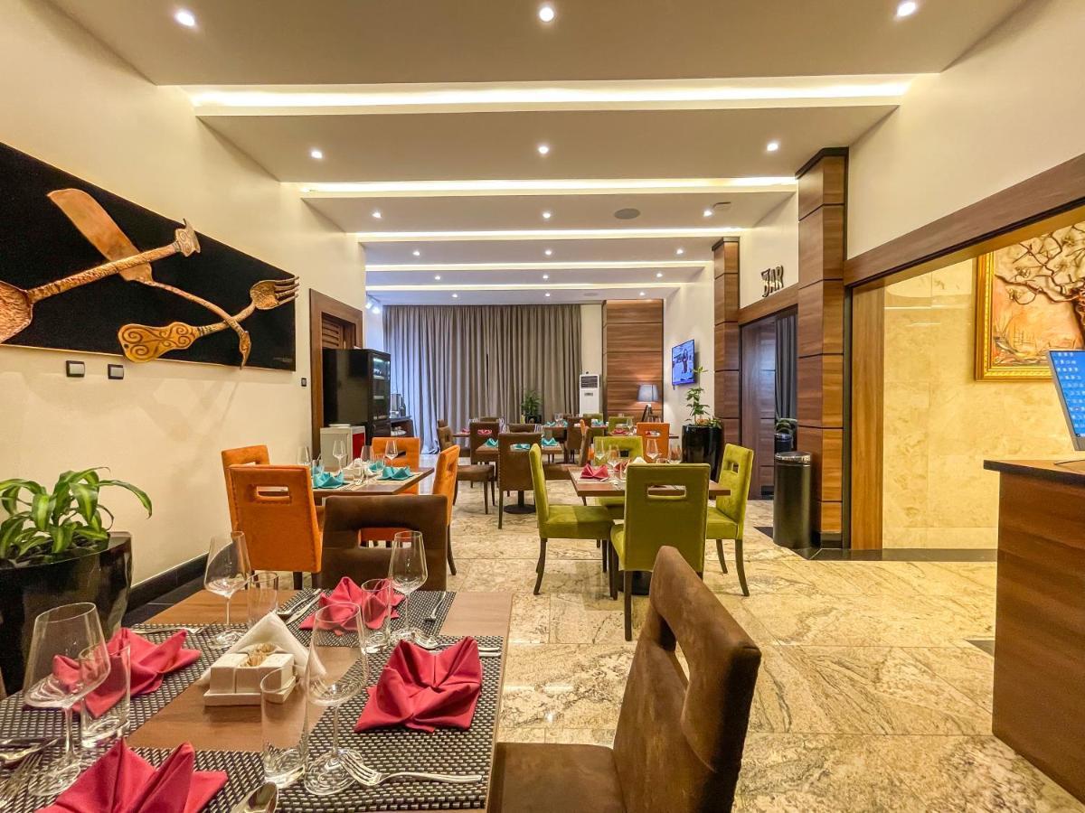 Omedel Luxury Otel Enugu Dış mekan fotoğraf
