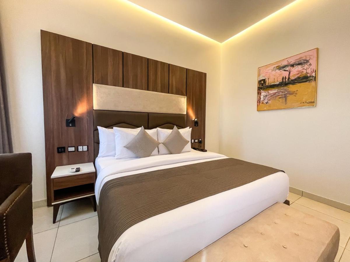 Omedel Luxury Otel Enugu Dış mekan fotoğraf
